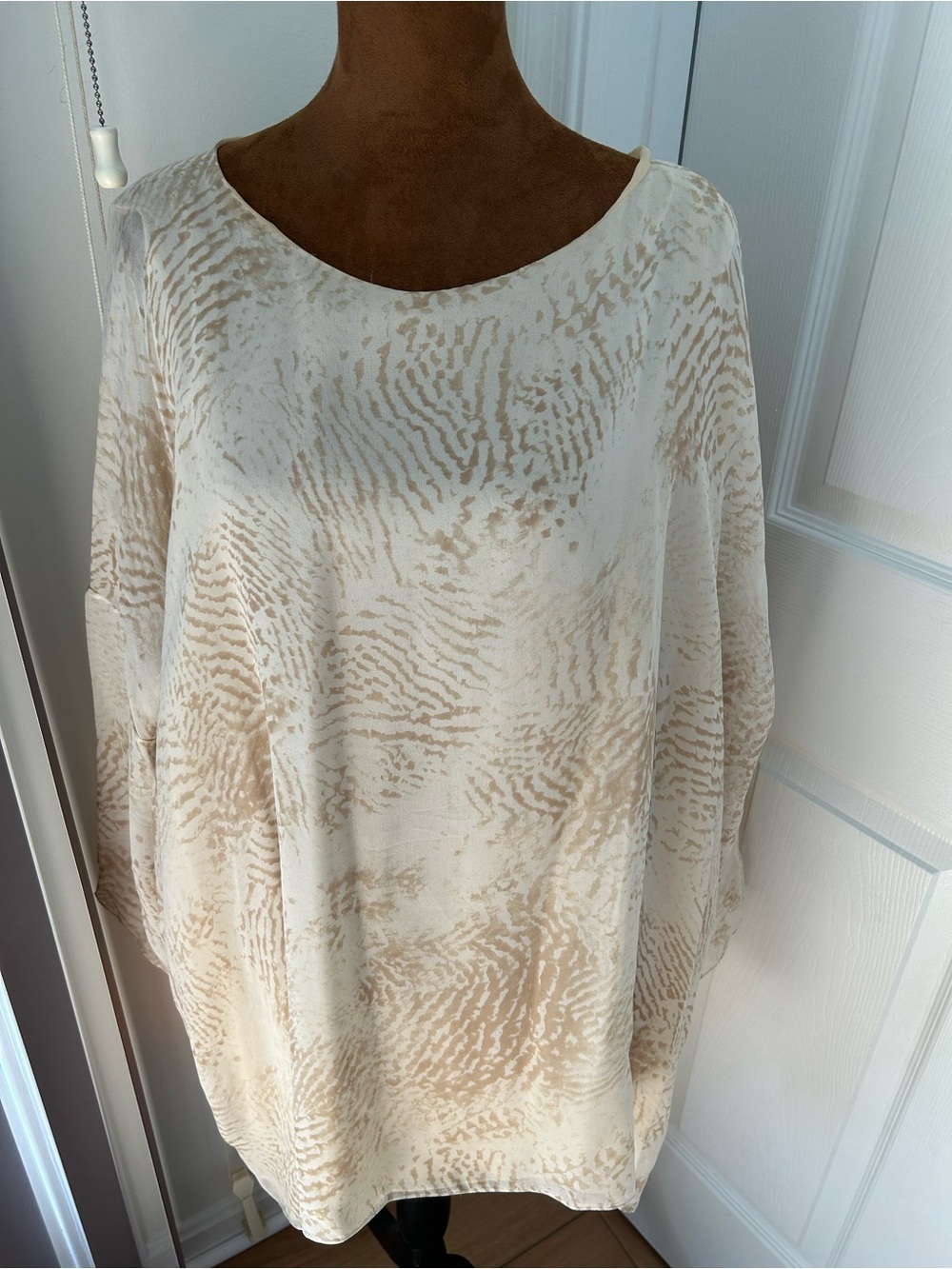Shamask Cream Animal-Print Oversized Top with cream lining